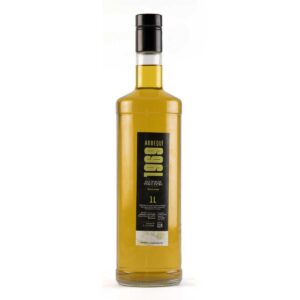 Picture of 1 L Arbequina olive oil.